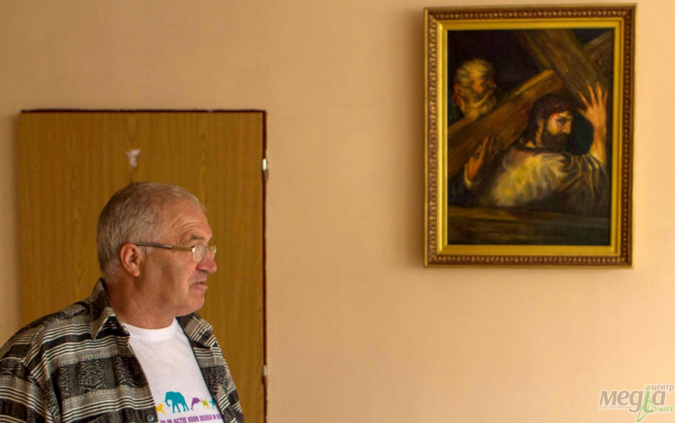 Біля «Ісуса з Хрестом»