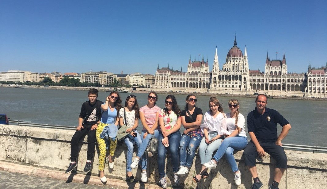 Від практики в Словаччині до відпочинку в Угорщині: другий тиждень мандрівки студентів-істориків