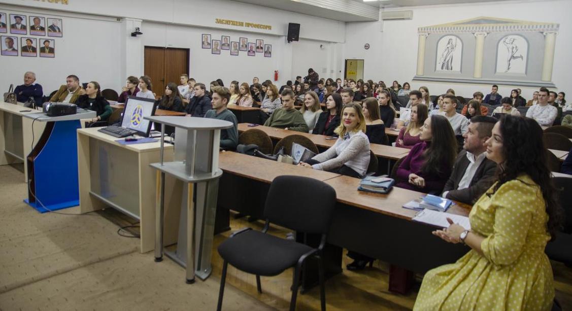 Ужнівські маркетологи дізнавалися про особистий бренд та мали квест факультетом