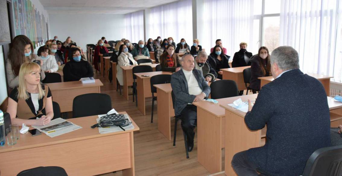 Емоції й нотки болю в озвучувані складнощів засвідчують непідробне вболівання за свою справу, – ректор Володимир Смоланка