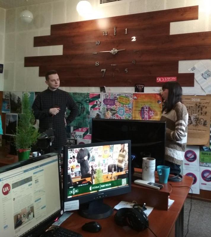 Журналісти, рекламники і піарники знайомилися з роботою Суспільного радіо й телебачення