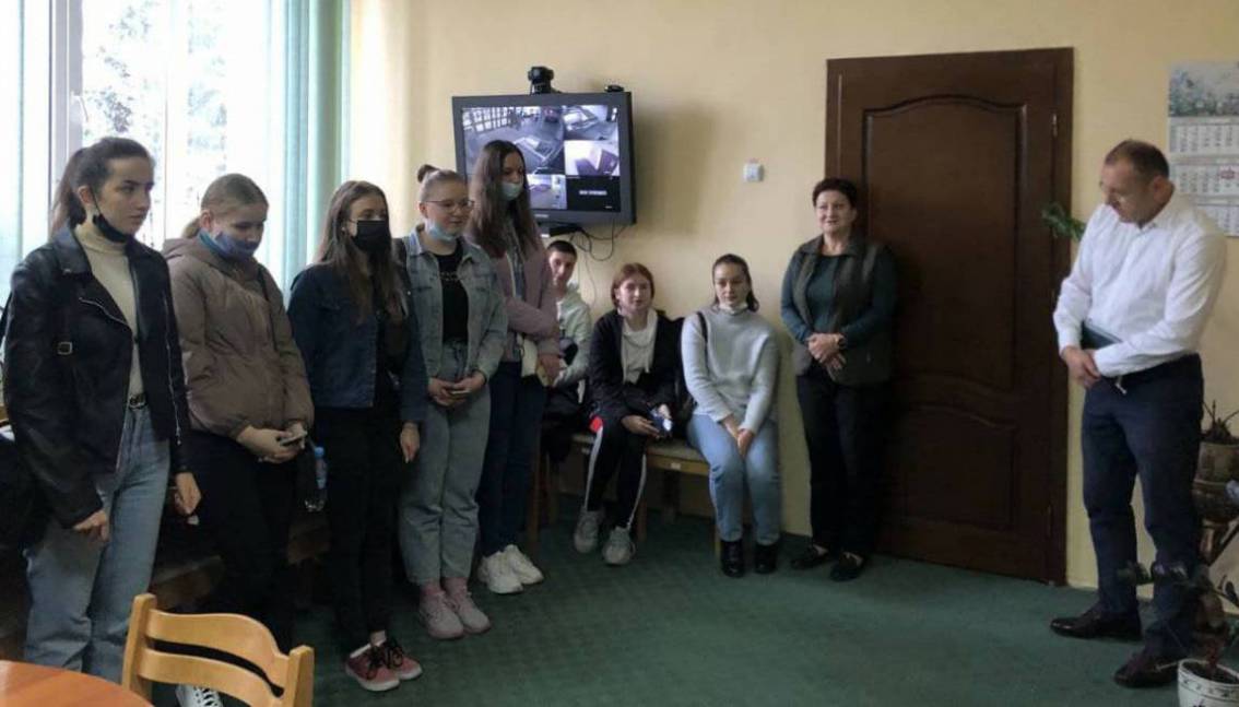 Студенти географічного факультету ознайомилися з роботою головного управління статистики в Закарпатській області