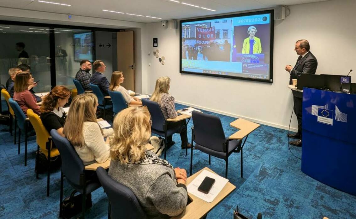 Координаторка Інформаційного центру ЄС в УжНУ з навчальним візитом відвідала інституції Європейського Союзу