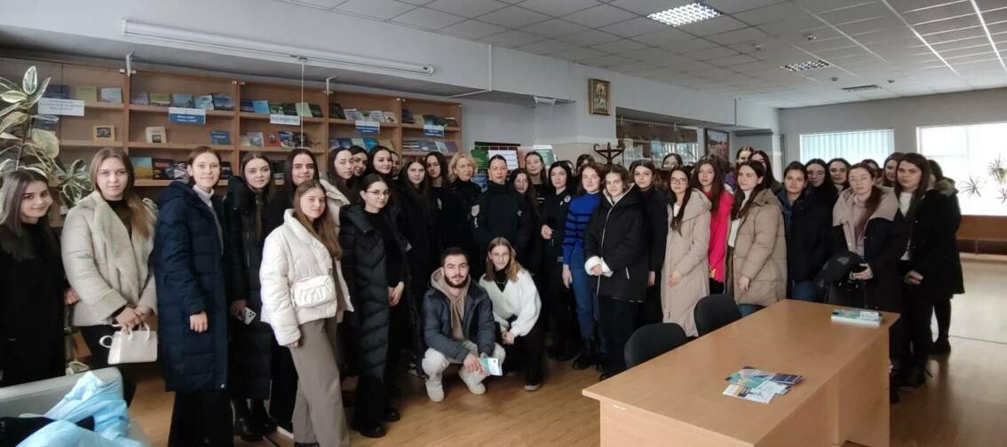 Студенти філологічного факультету долучилися до акції «16 днів проти насильства»