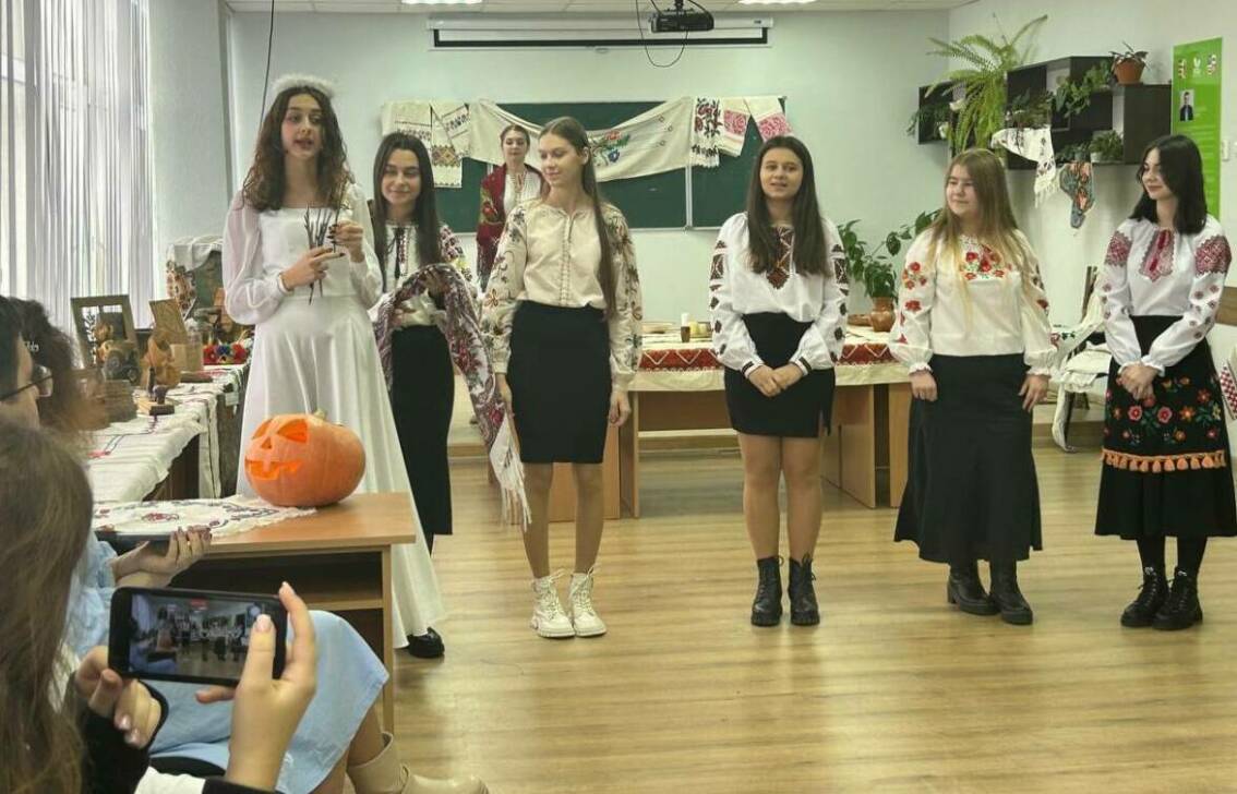 На філологічному факультеті влаштували Андріївські вечорниці