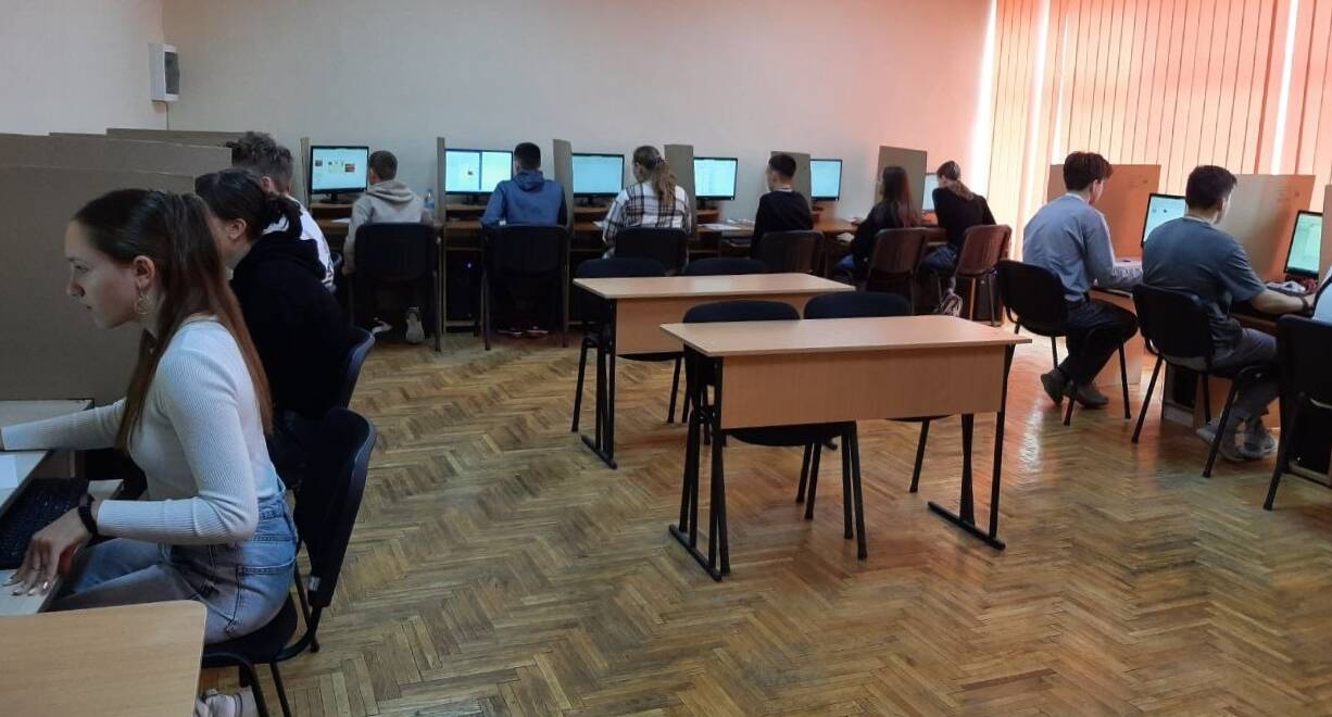 В УжНУ розпочався IV етап Всеукраїнської учнівської олімпіади з IT