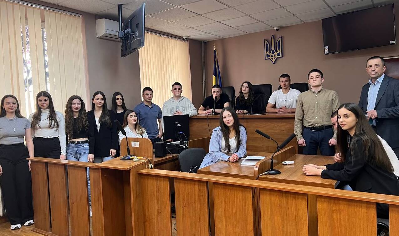 Студенти-юристи знову набиралися досвіду в Закарпатському апеляційному суді