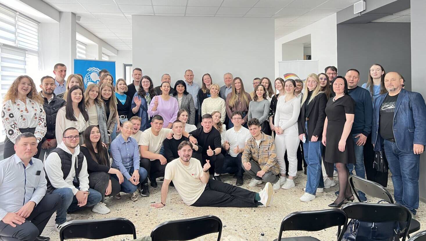 Перший в Ужгороді молодіжний центр відкрили в УжНУ