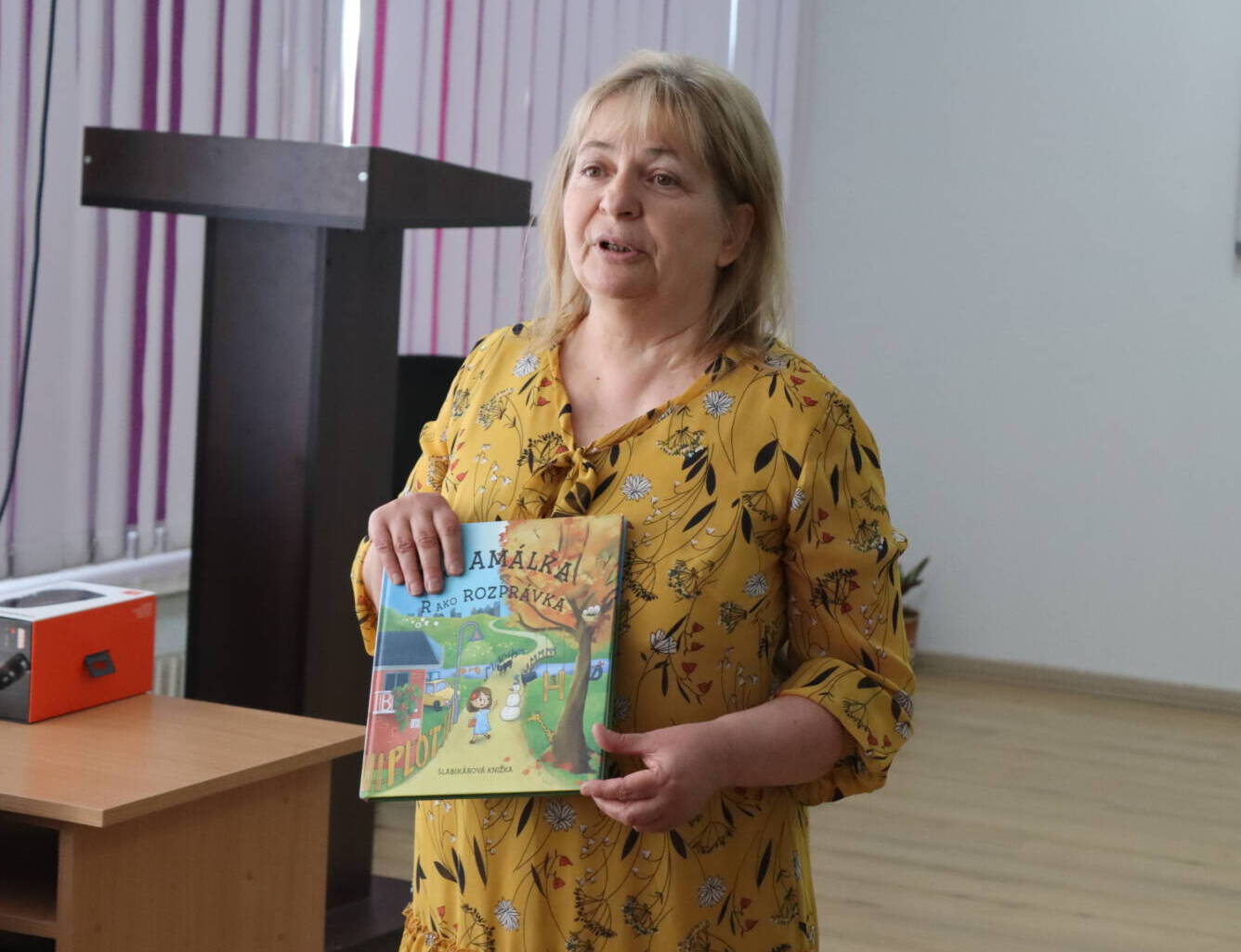 Педагогиня зі Словаччини презентувала на філфаку інтерактивну книгу для вивчення мови