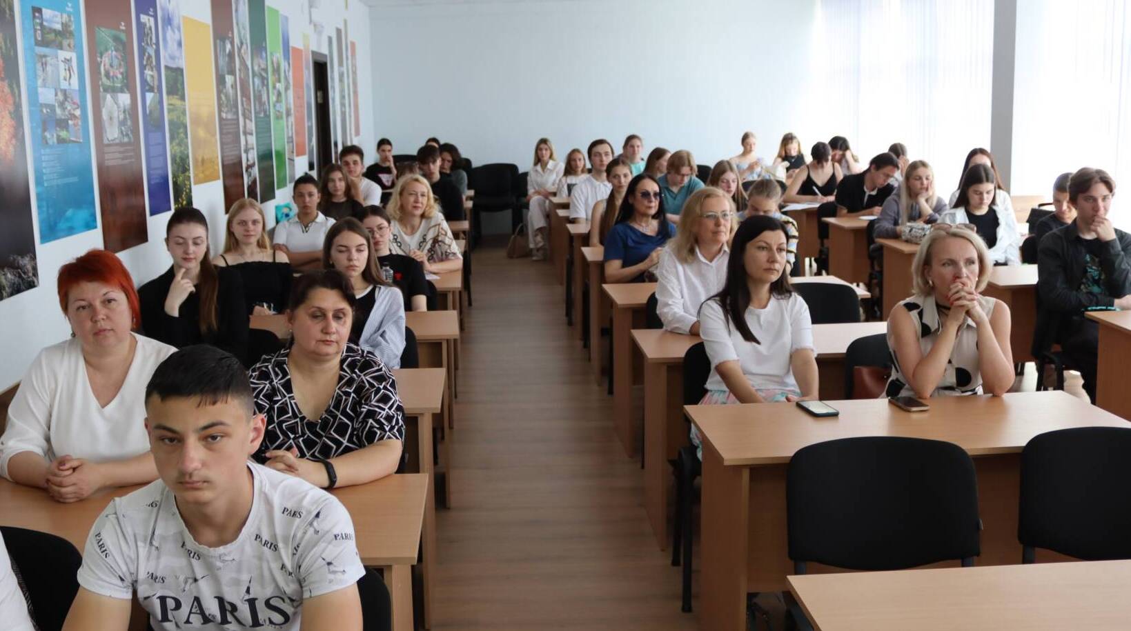 Педагогиня зі Словаччини презентувала на філфаку інтерактивну книгу для вивчення мови