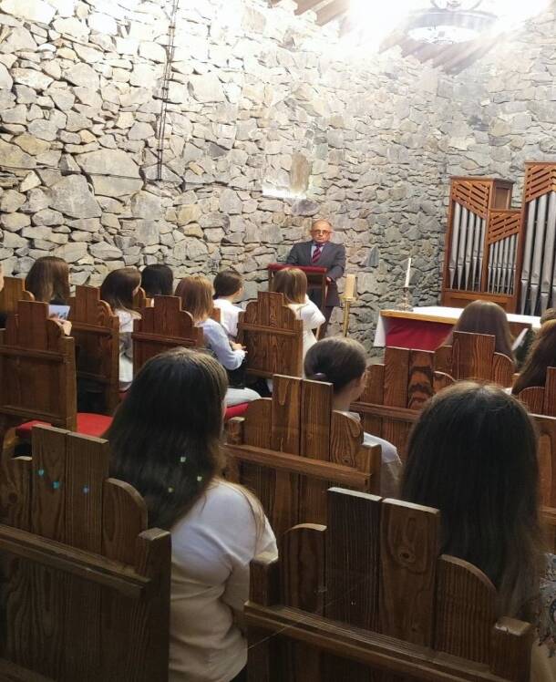 Студенти-міжнародники відвідали Ужгородський замок та Королівську каплицю