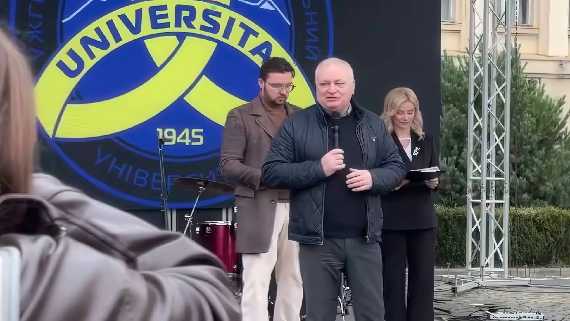 Понад 3000 школярів з усієї області відвідали фестиваль кар’єри на головній площі області