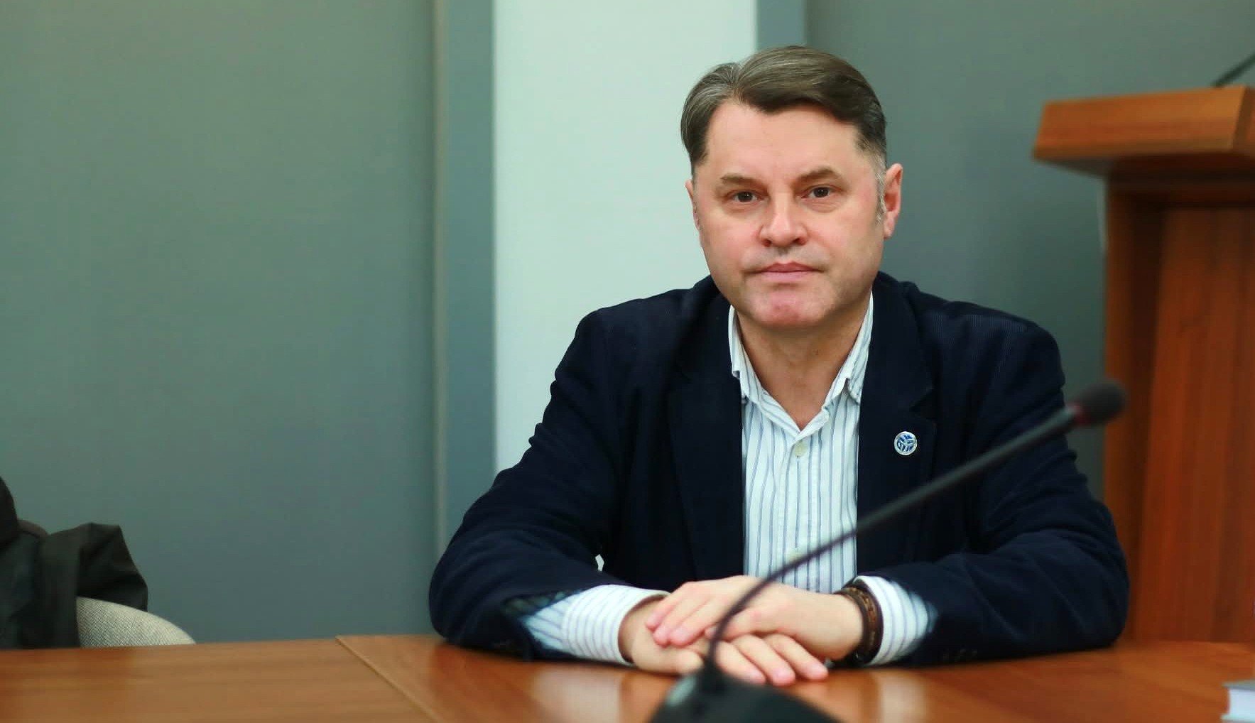 Професор Михайло Савчин