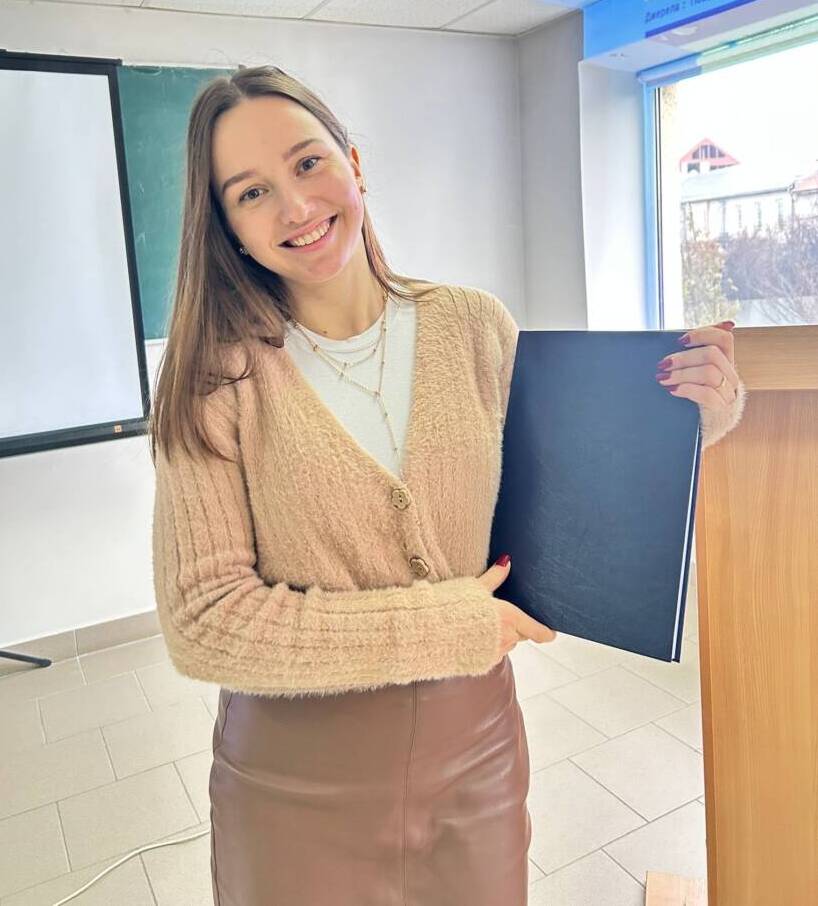 Анна Арзоуні