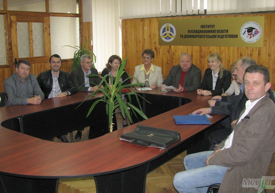 Науковці УжНУ розпочинають дистанційне навчання для лікарів Закарпаття