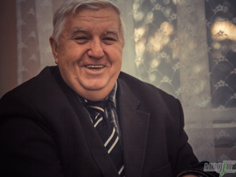 Віталій Єпішев: «Люди − це зоряний пил…»