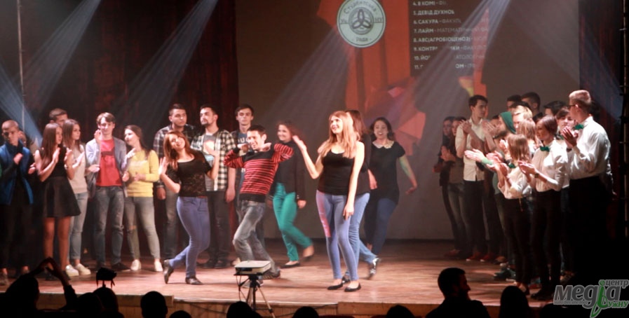 Як ужнівці Лігу сміху гумором штурмували