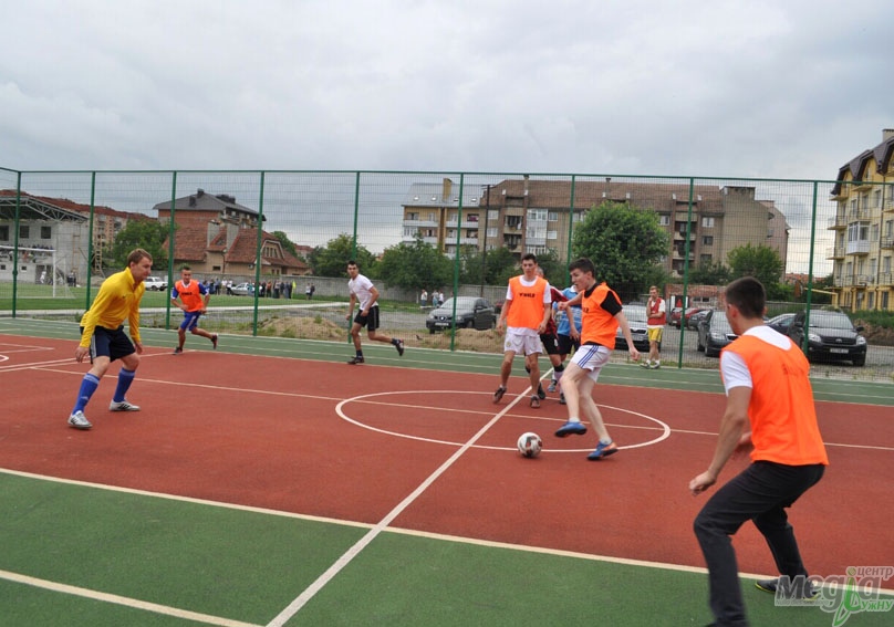 Економісти розіграли Кубок декана з міні-футболу