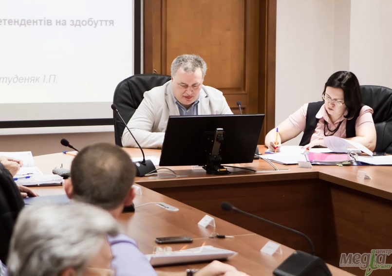 В УжНУ вперше визнали іноземний диплом та дипломи богословів