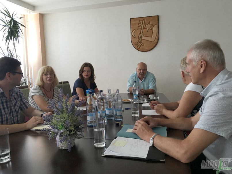 У рамках програми транскордонної співпраці біофак УжНУ приєднається до відновлення Підзамкового парку