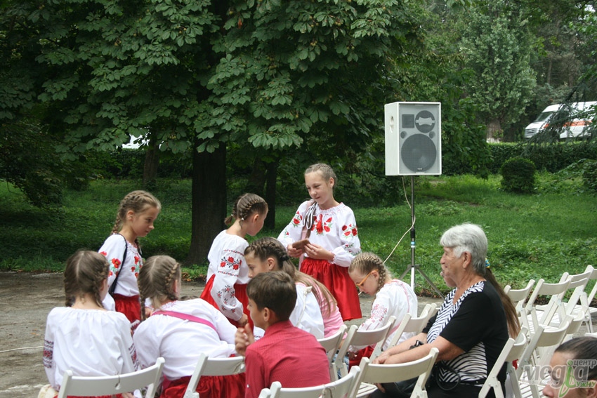 До доброї справи долучаються змалечку