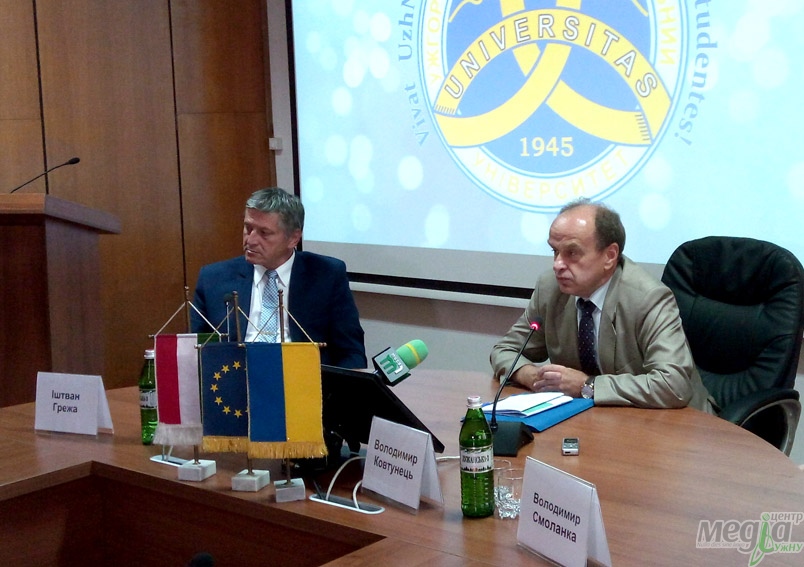 У ректораті УжНУ відбулася прес-конференція щодо актуальних питань розвитку УжНУ та вищої освіти в Україні