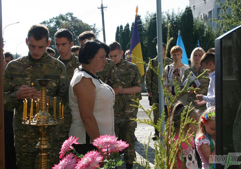 Студенти кафедри військової підготовки УжНУ вшанували пам'ять Героя АТО