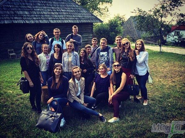 Третьокурсники геофаку відвідали «старе українське село»