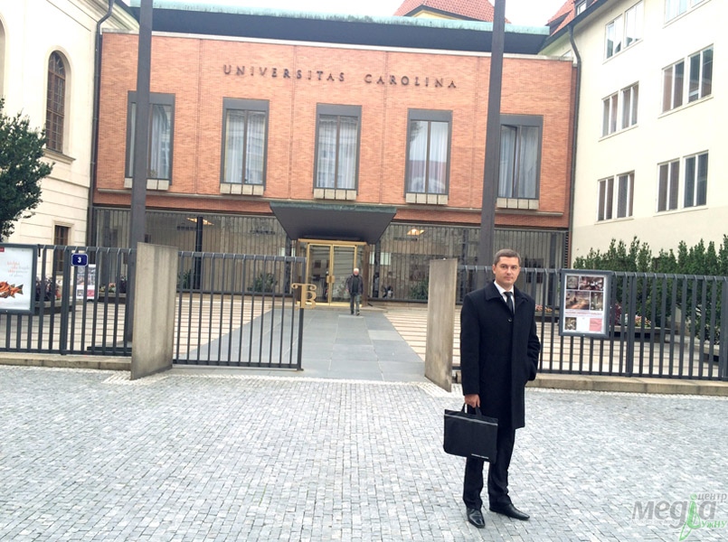 Доцент УжНУ стажувався в Карловому університеті в Празі