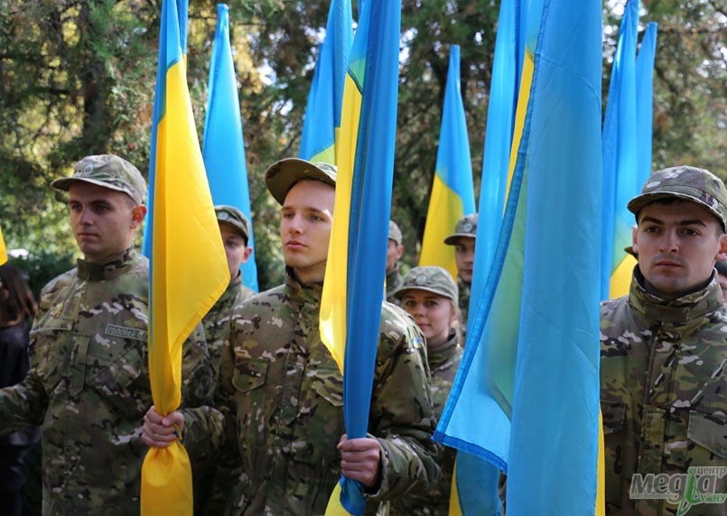 Студенти військової кафедри взяли участь у вшануванні полеглих захисників України