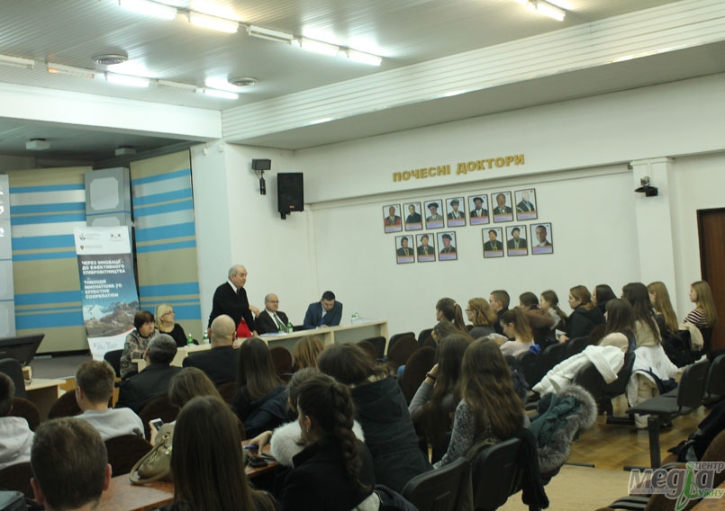 Кафедра міжнародних студій та суспільних комунікацій приймала експертів словацько-норвезько-українського проекту