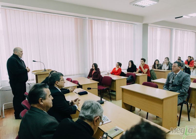 Факультет міжнародних відносин навідали представники Асамблеї громадських рад Закарпаття