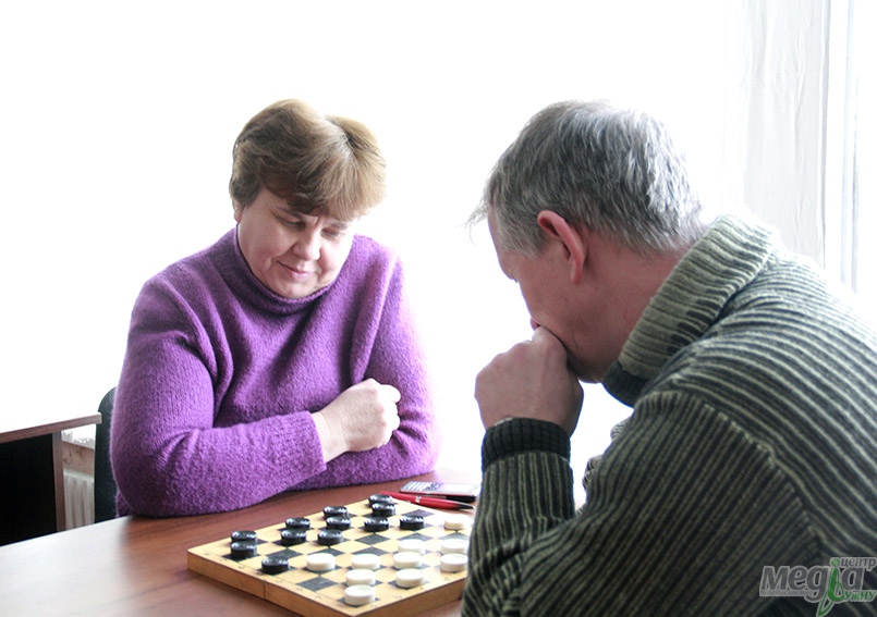 Філологи організували свій перший шашковий турнір