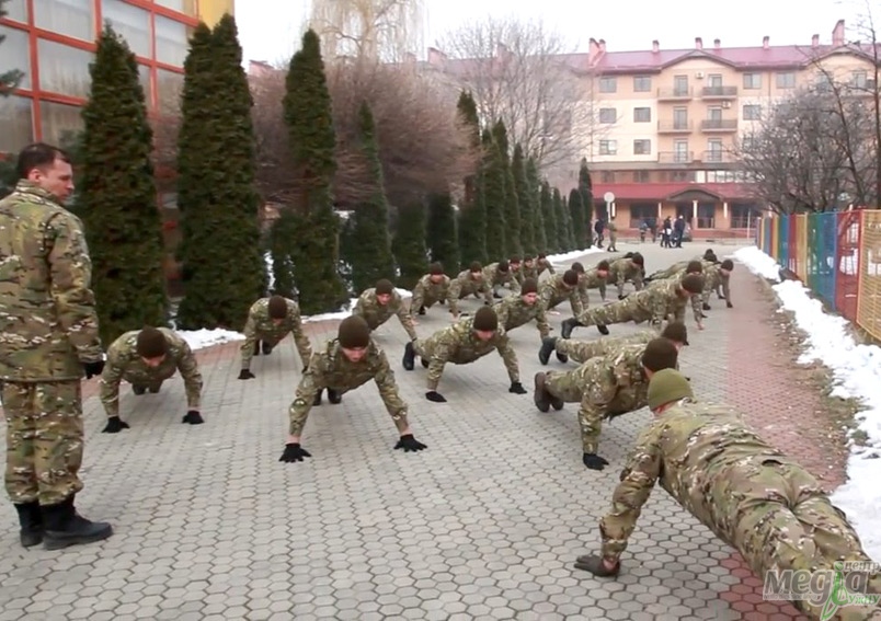 Виклик прийнято: кафедра військової підготовки підтримала флеш-моб «22 Pushup Challengе»