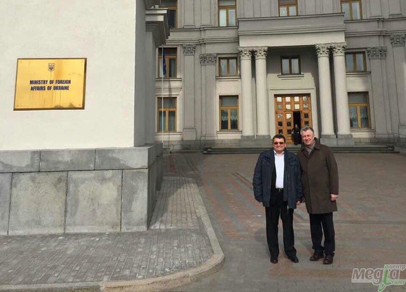 Факультет міжнародних економічних відносин тісно співпрацює з Міністерством закордонних справ України
