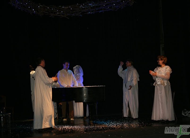 Студенти й викладачі філфаку переглянули виставу «Лісова пісня» у новій інтерпретації