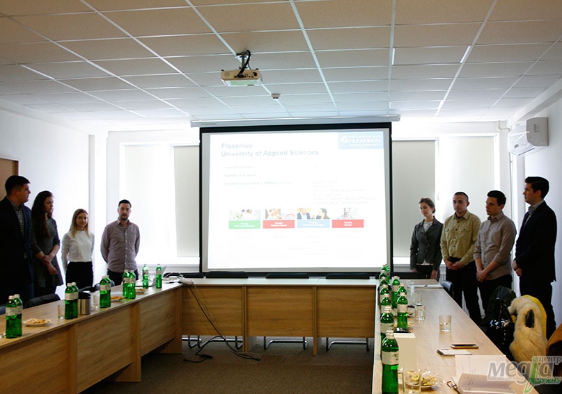 Ужгородські й німецькі студенти розробили й представили спільну стратегію розвитку для заводу «Fischer»