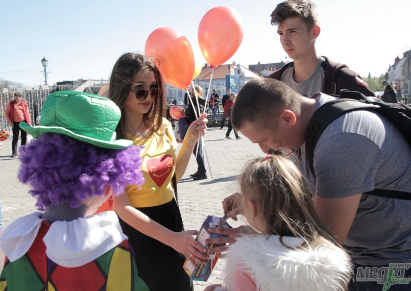 Наші студенти дарували тепло «Серце до серця»