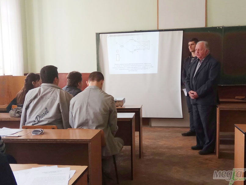 Студенти фізичного факультету ділилися своїми науковими доробками