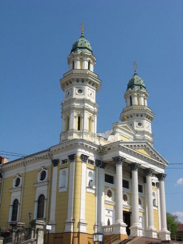 Cтуденти-історики відвідали Хрестовоздвиженський кафедральний греко-католицький собор Ужгорода