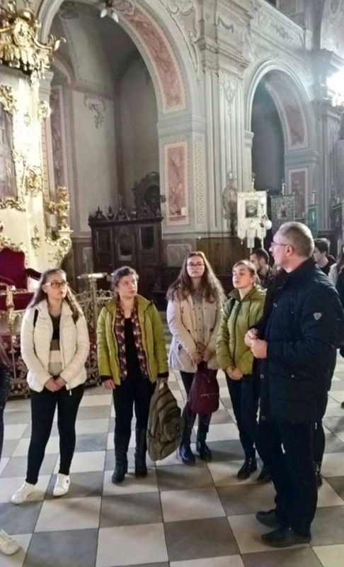 Cтуденти-історики відвідали Хрестовоздвиженський кафедральний греко-католицький собор Ужгорода