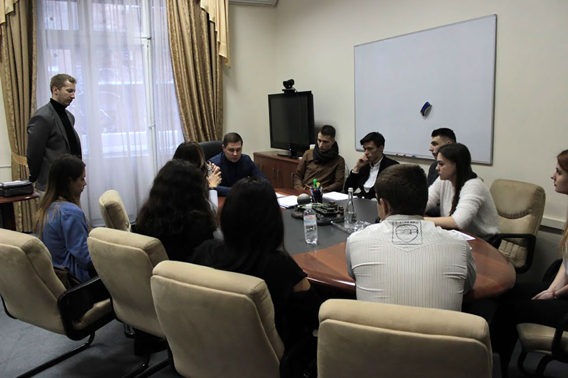 Представники академічного бізнес-інкубатора «Yep Uzhnu» взяли участь в обговоренні перспектив розвитку студентського підприємництва і стартап-екосистеми
