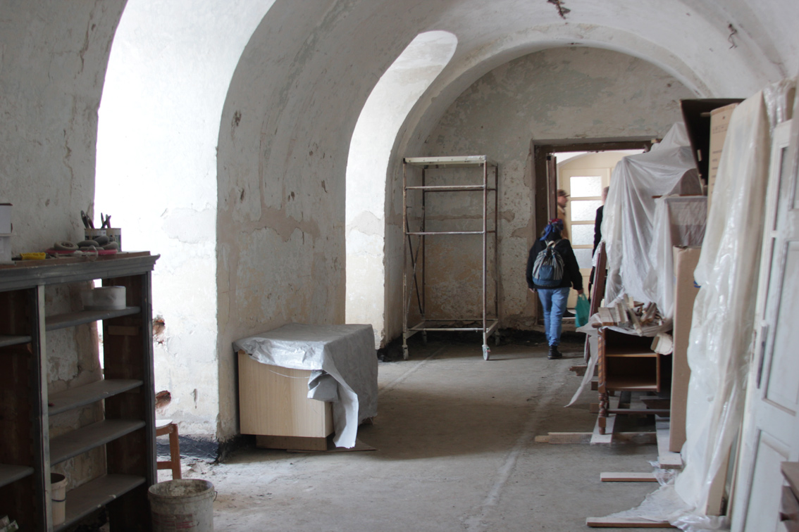 У приміщеннях колишнього книгосховища УжНУ в стінах Кафедрального собору знайшли кухню єзуїтів