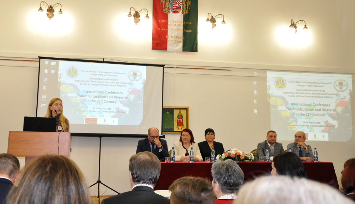 Представники УжНУ на міжнародному форумі в Берегові активно обговорювали полікультурність та різноманітність у ХХІ столітті