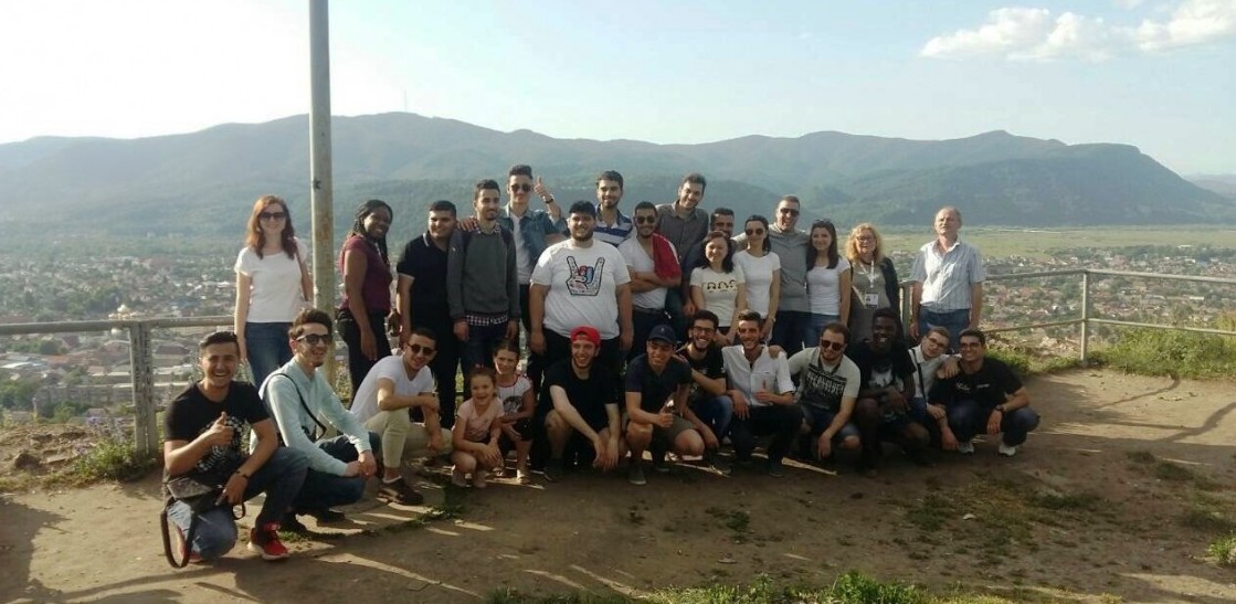 Викладачі та студенти Центру доуніверситетської підготовки подорожували Закарпаттям