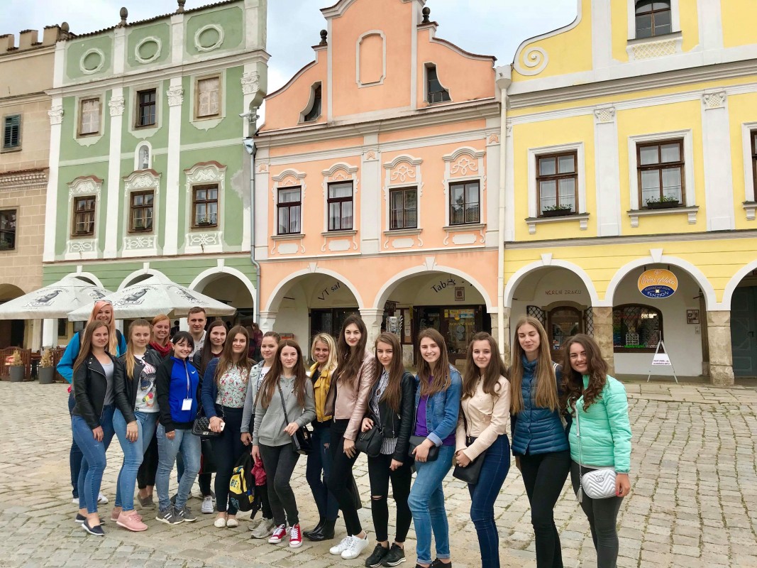 Навчаємося подорожуючи: студенти УжНУ побували на воркшопі у Чехії