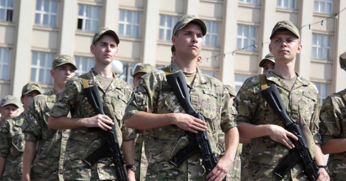 Курсанти і курсантки кафедри військової підготовки присягнули на вірність українському народові
