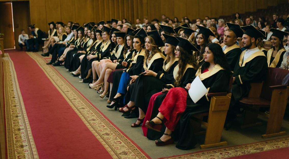 Перші подвійні дипломи в історії університету – українського та європейського зразка – вручив своїм випускникам матфак