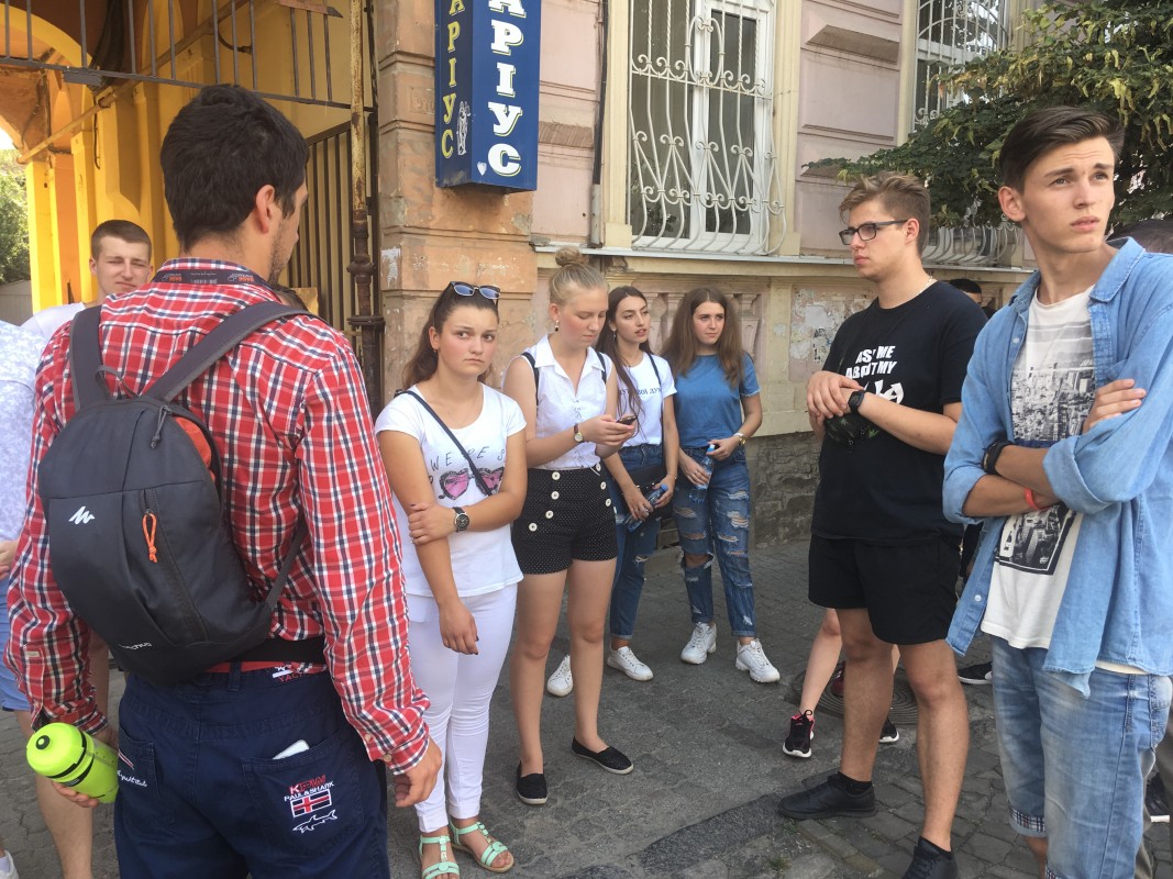 Знайомство з Ужгородом для першокурсників влаштували на матфаку