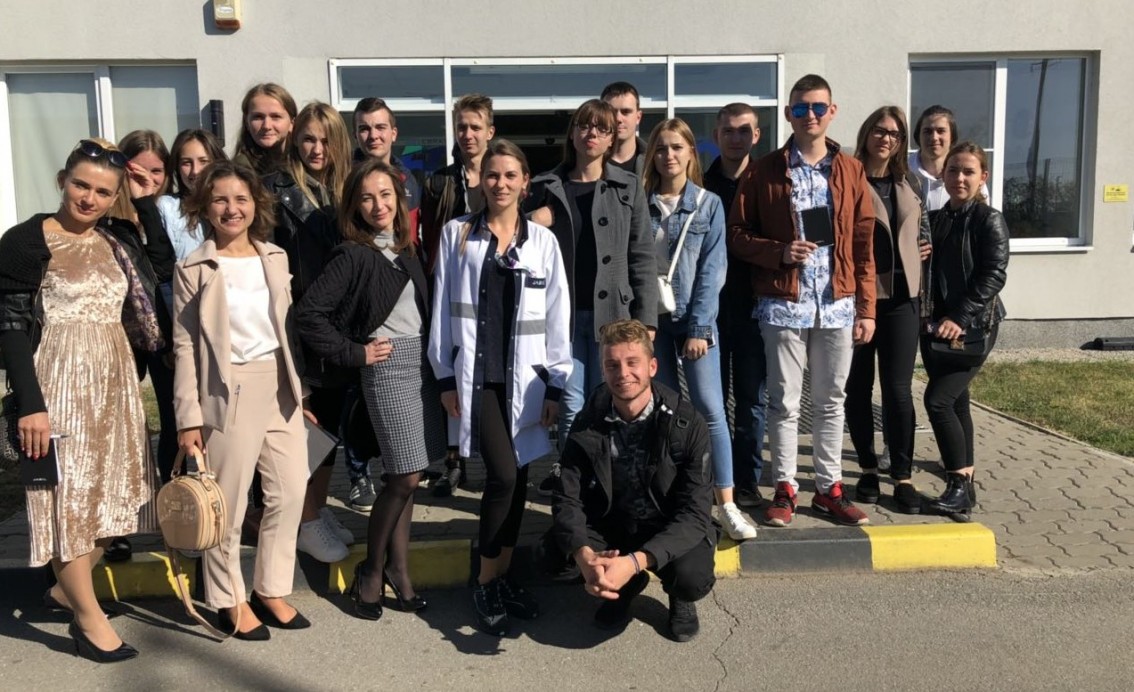 Студентство факультету історії та МВ ознайомилося з діяльністю заводу «Джейбіл»